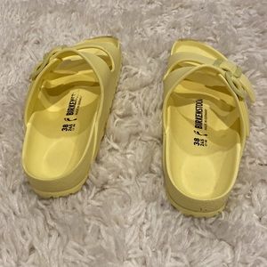 Arizona Essentials popcorn color Birkenstocks size 38 eu